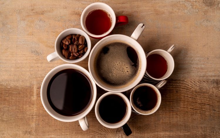 Apa, cafeaua și ceaiul – combinația care ar putea prelungi viața 1 Apa, cafeaua și ceaiul – combinația care ar putea prelungi viața 1