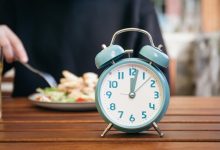 Mâncatul într‑un interval de 8 ore ar putea proteja creierul la vârste înaintate 2